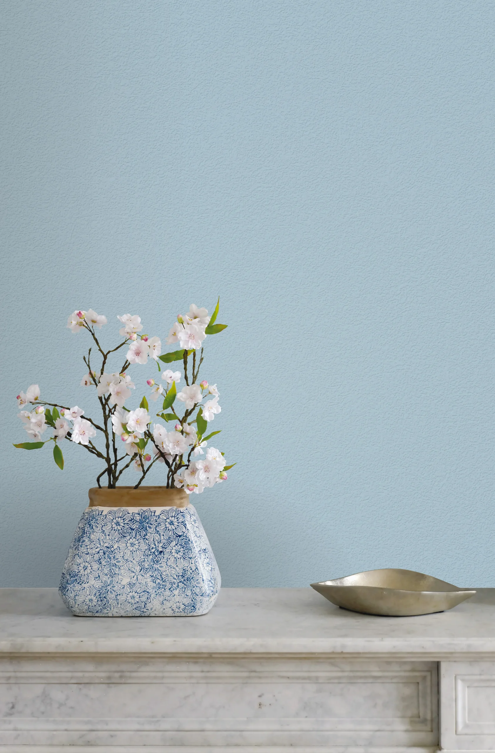Light Blue Embossed Wallpaper – Natural Warmth (24202-8)